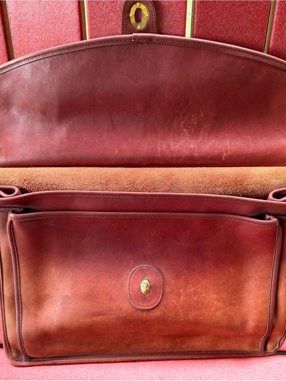 Vintage Coach Beekman Leather Top-Handle Briefcase with Brass Hardware - Picture 9 of 15